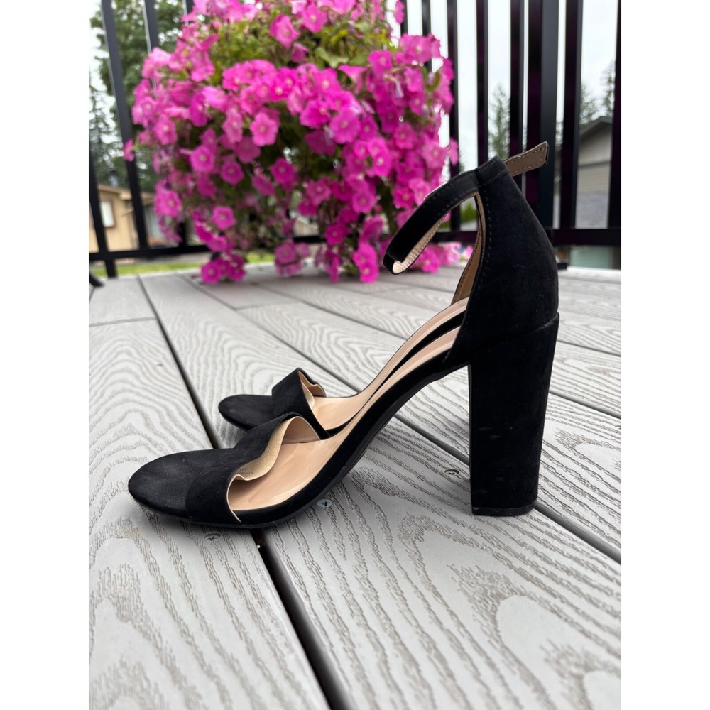 A New Day Black Suede Ankle Strap Block Heel Sandals Women's Size 9 - Picture 4 of 11
